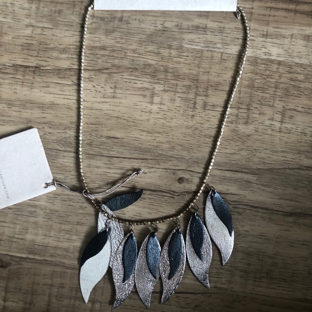 Sheesha Garden Necklace (Silver)